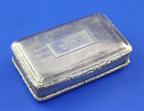 A George IV silver snuff box, 3in.